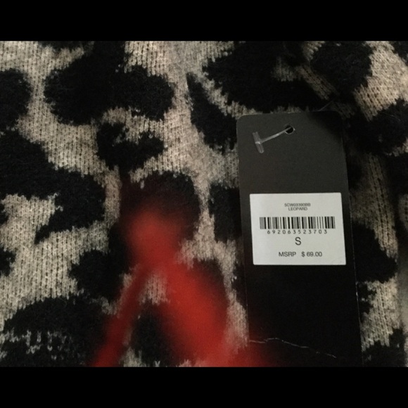 BEBE leopard sweater - Picture 3 of 3